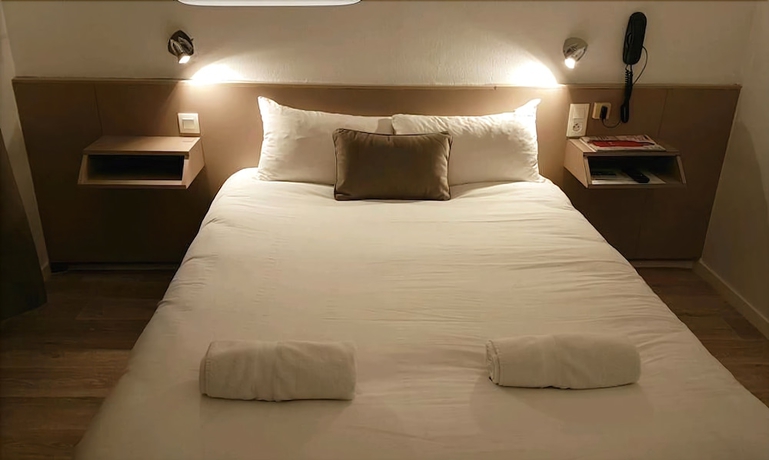 Imagen de la habitación del Hotel Aliz&eacute;, Toulouse. Foto 8