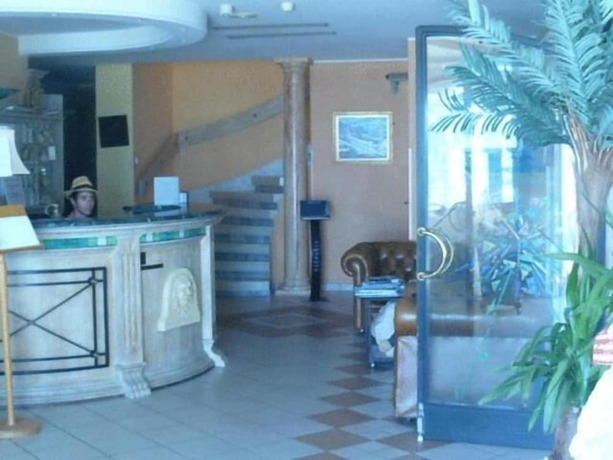 Imagen general del Hotel Aliz&eacute;s H&ocirc;tel. Foto 2