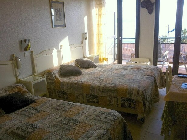 Imagen general del Hotel Aliz&eacute;s H&ocirc;tel. Foto 12