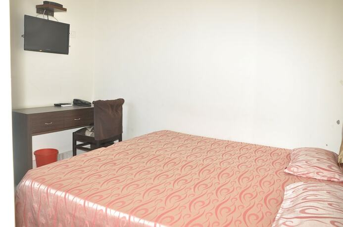 Imagen de la habitación del Hotel Alka. Foto 14