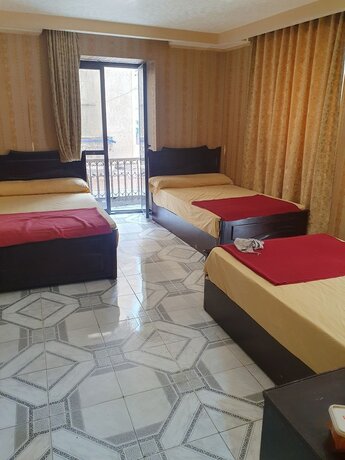 Imagen de la habitación del Hotel Alkadi. Foto 18