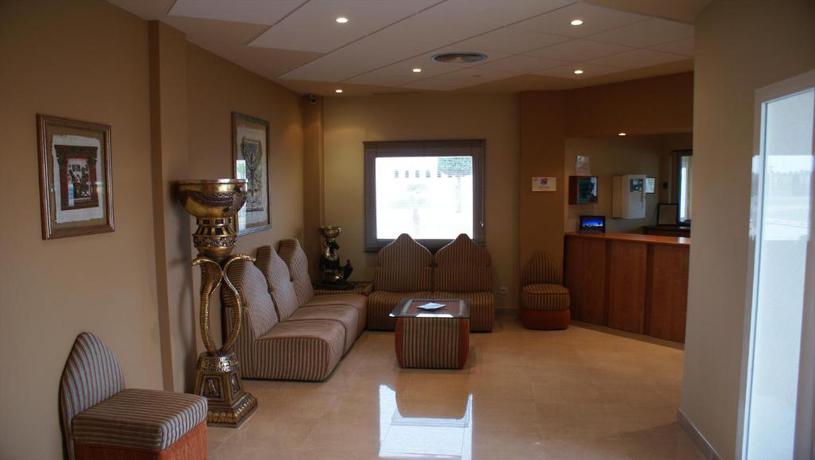 Imagen de los interiores del Hotel Alkalat. Foto 16