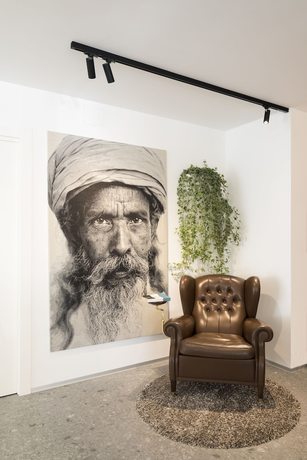 Imagen de los interiores del Hotel Alkamuri Posh and Spa. Foto 20