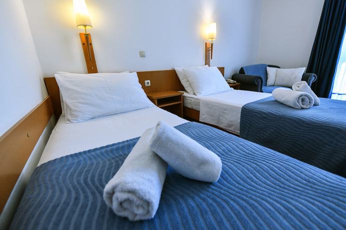 Imagen de la habitación del Hotel Alkar. Foto 12