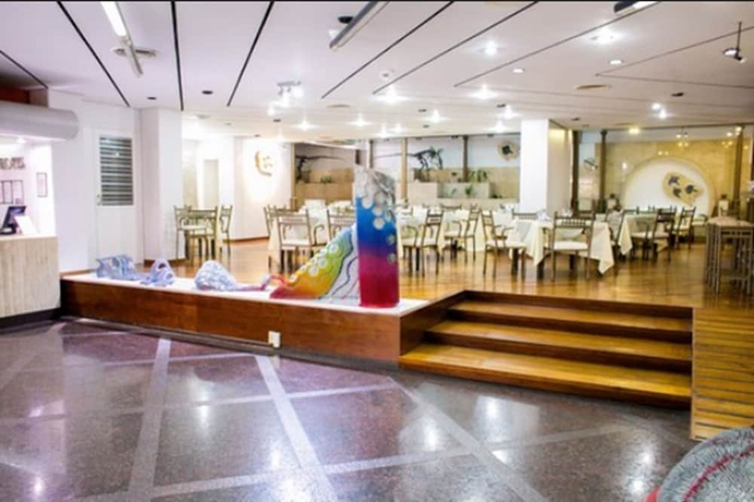 Imagen del bar/restaurante del Hotel Alkazar, SAN JUAN. Foto 2