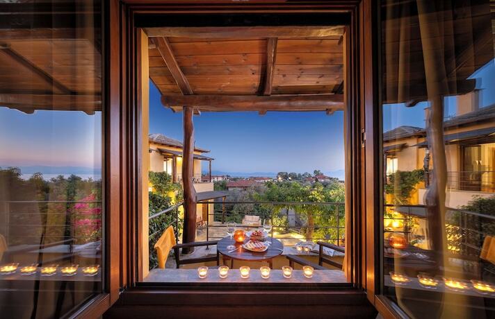 Imagen de la habitación del Hotel Alkifron Kala Nera. Foto 15