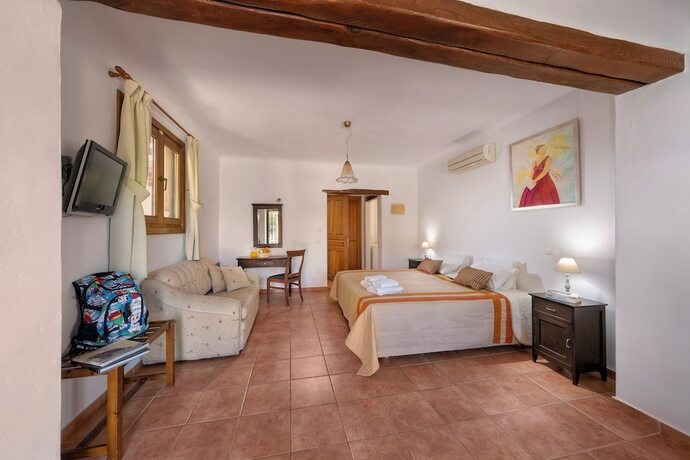 Imagen de la habitación del Hotel Alkifron Kala Nera. Foto 20