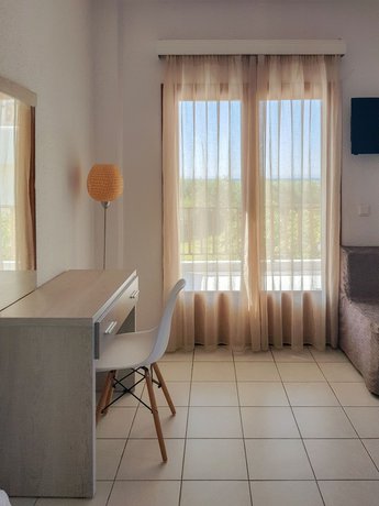 Imagen de la habitación del Hotel Alkinoos Beach. Foto 5