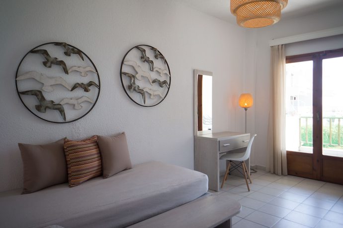 Imagen de la habitación del Hotel Alkinoos Beach. Foto 9