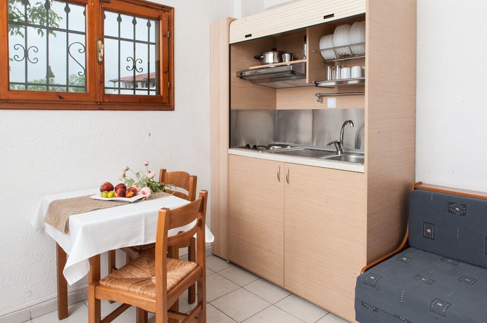 Imagen de la habitación del Hotel Alkinoos Beach. Foto 12