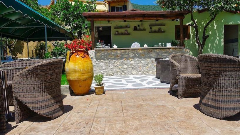Imagen de la piscina del Hotel Alkion, Maras. Foto 19