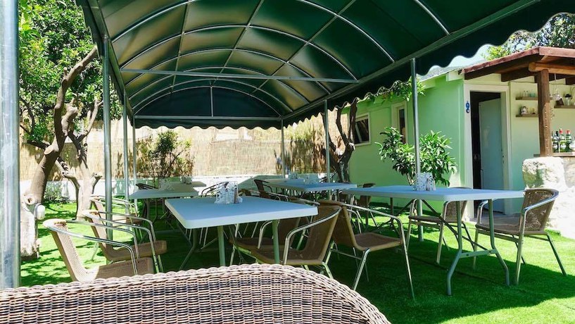 Imagen general del Hotel Alkion, Maras. Foto 6