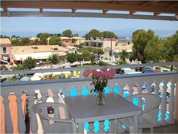 Imagen de la habitación del Hotel Alkion Sidari. Foto 8