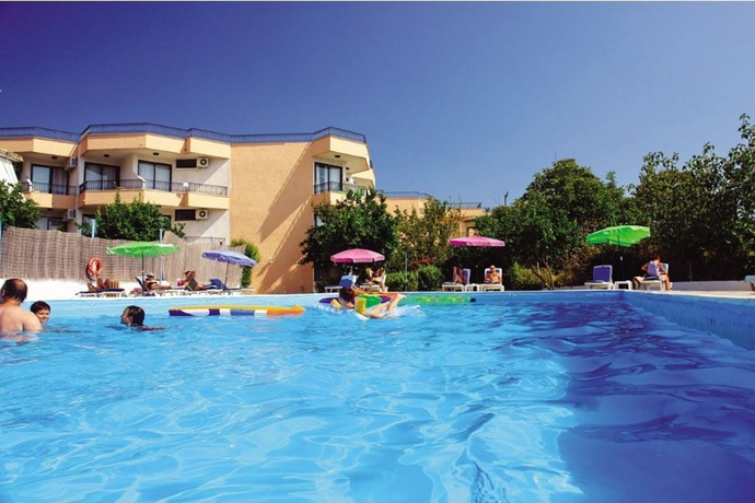 Imagen general del Hotel Alkionis, Moraitika. Foto 4