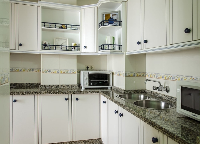 Imagen de la habitación del Hotel Alkisol Apartamentos. Foto 5