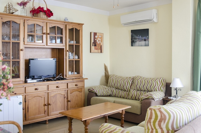 Imagen de la habitación del Hotel Alkisol Apartamentos. Foto 13