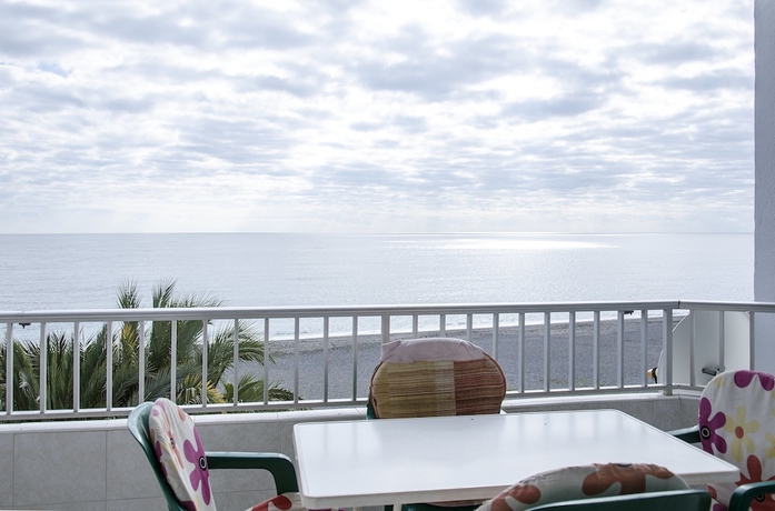 Imagen de la habitación del Hotel Alkisol Apartamentos. Foto 14