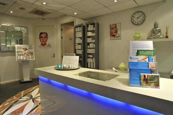 Imagen de la piscina del Hotel Alkmaar. Foto 10