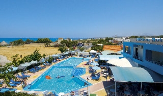 Imagen de la piscina del Hotel Alkyon, Adele. Foto 5