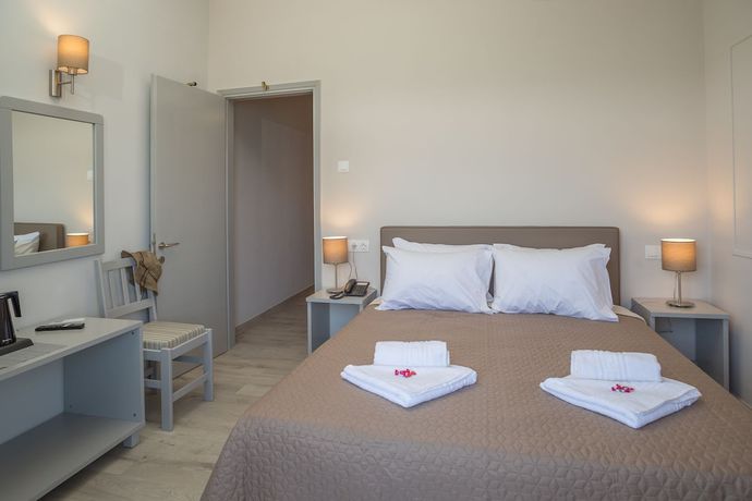 Imagen de la habitación del Hotel Alkyon, Paralia. Foto 9