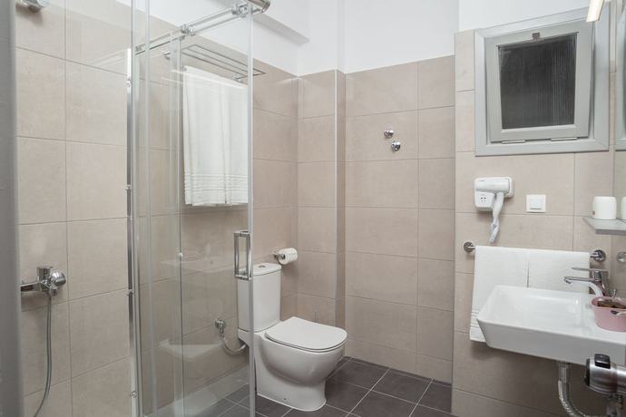 Imagen de la habitación del Hotel Alkyon, Paralia. Foto 14