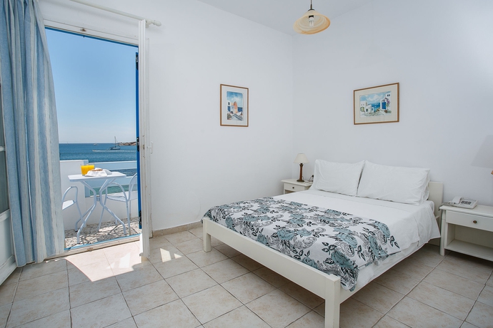 Imagen de los interiores del Hotel Alkyon Paros. Foto 13
