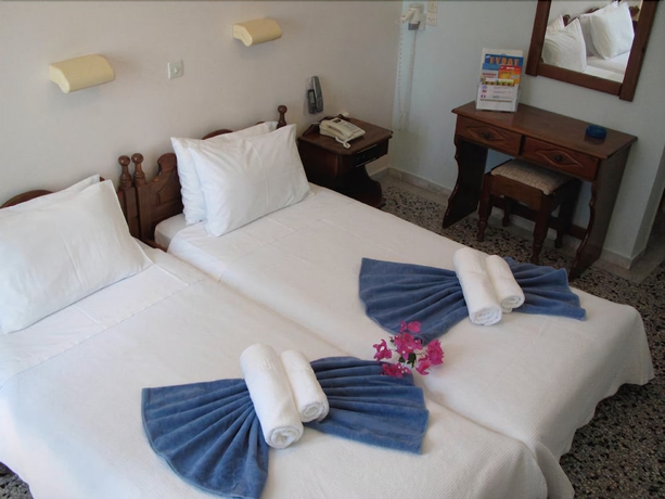 Imagen de la habitación del Hotel Alkyon, Siros. Foto 8