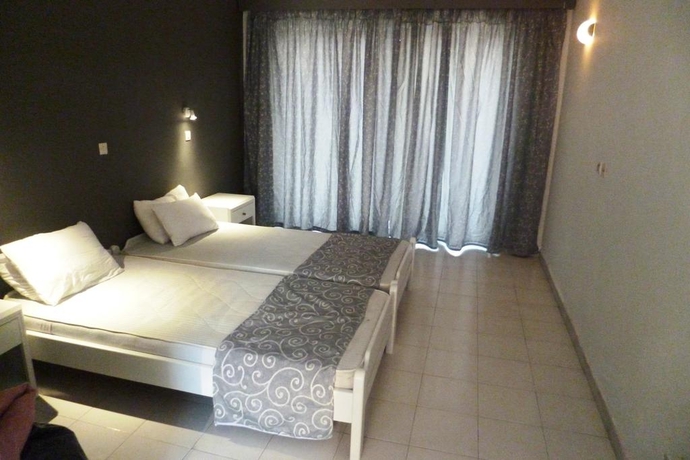 Imagen general del Hotel Alkyonides. Foto 1