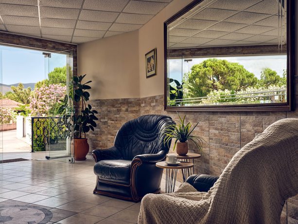 Imagen de los interiores del Hotel Alkyonis, Pefkakia. Foto 19