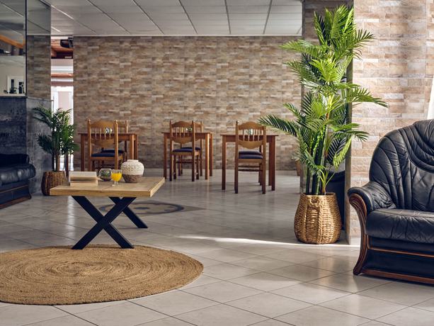 Imagen de los interiores del Hotel Alkyonis, Pefkakia. Foto 20