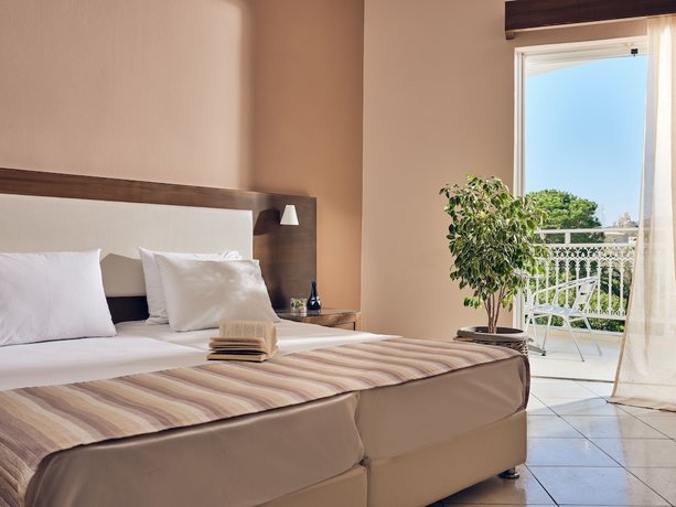 Imagen de la habitación del Hotel Alkyonis, Pefkakia. Foto 13