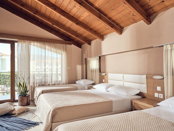 Imagen de la habitación del Hotel Alkyonis, Pefkakia. Foto 14
