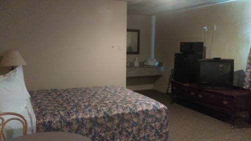 Imagen de la habitación del Hotel All American Inn And Suites. Foto 6