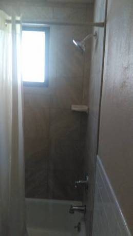 Imagen de la habitación del Hotel All American Inn And Suites. Foto 7