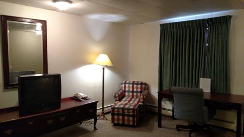 Imagen de la habitación del Hotel All American Inn And Suites. Foto 12