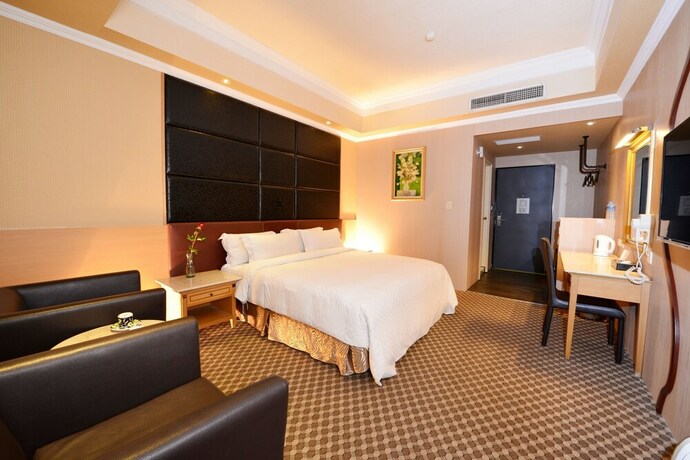 Imagen de la habitación del Hotel All Fun Business. Foto 29