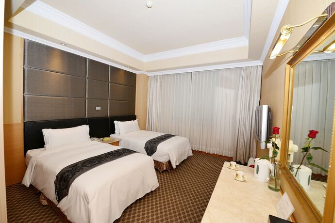 Imagen de la habitación del Hotel All Fun Business. Foto 32