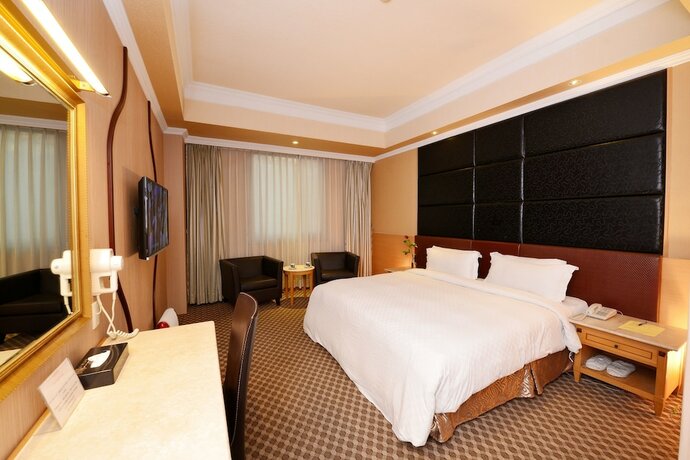 Imagen de la habitación del Hotel All Fun Business. Foto 35