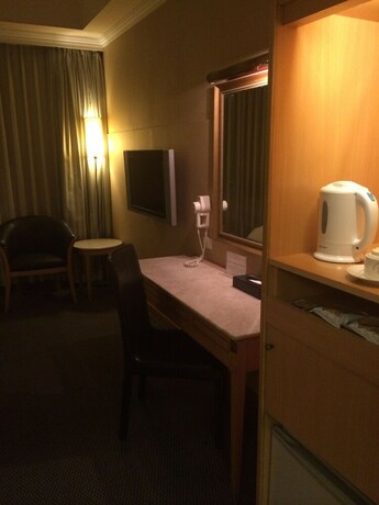 Imagen de la habitación del Hotel All Fun Business. Foto 37