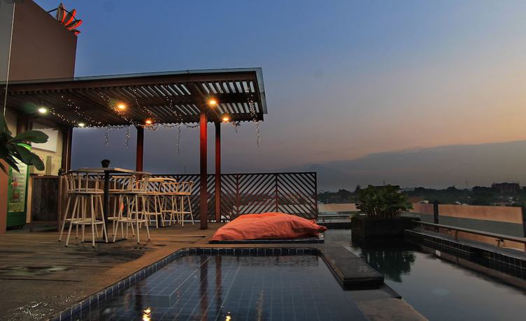 Imagen general del Hotel All Nite & Day Gejayan Yogyakarta. Foto 1