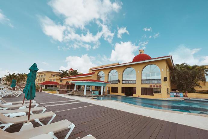 Imagen de los interiores del Hotel All Ritmo Cancun Resort and Water Park. Foto 15