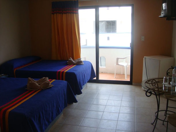 Imagen de la habitación del Hotel All Riviera. Foto 3