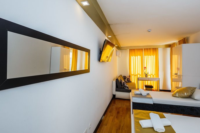 Imagen de la habitación del Hotel All Saints BandB Kastela. Foto 9