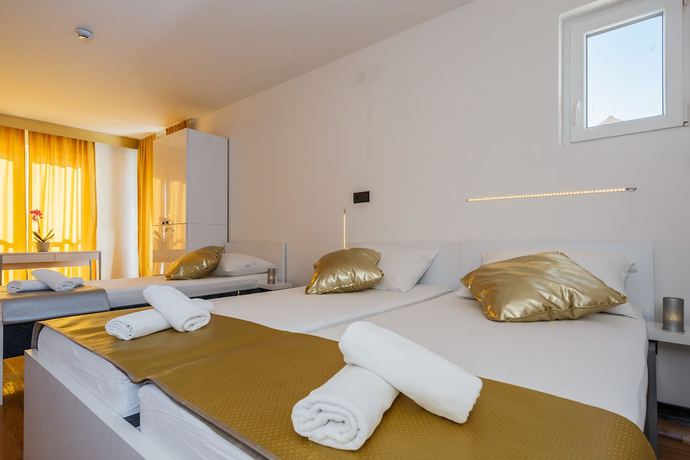 Imagen de la habitación del Hotel All Saints BandB Kastela. Foto 13