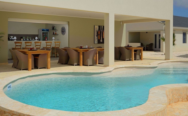 Imagen de los exteriores del Hotel All Seasons Apartments. Foto 15
