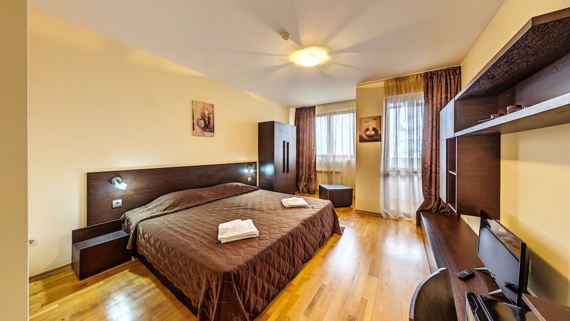 Imagen de la habitación del Hotel All Seasons Club. Foto 4