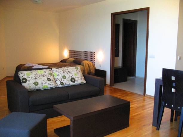 Imagen de la habitación del Hotel All Seasons Club. Foto 12