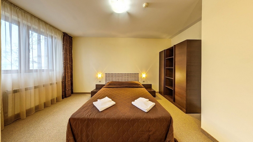 Imagen de la habitación del Hotel All Seasons Club. Foto 17