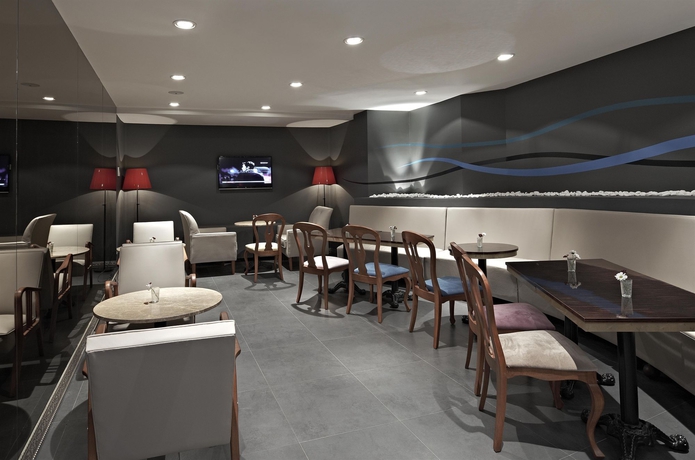 Imagen de los interiores del Hotel All Seasons, Estambul. Foto 14