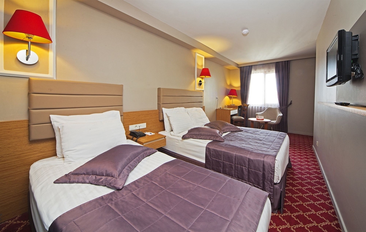 Imagen de la habitación del Hotel All Seasons. Foto 5